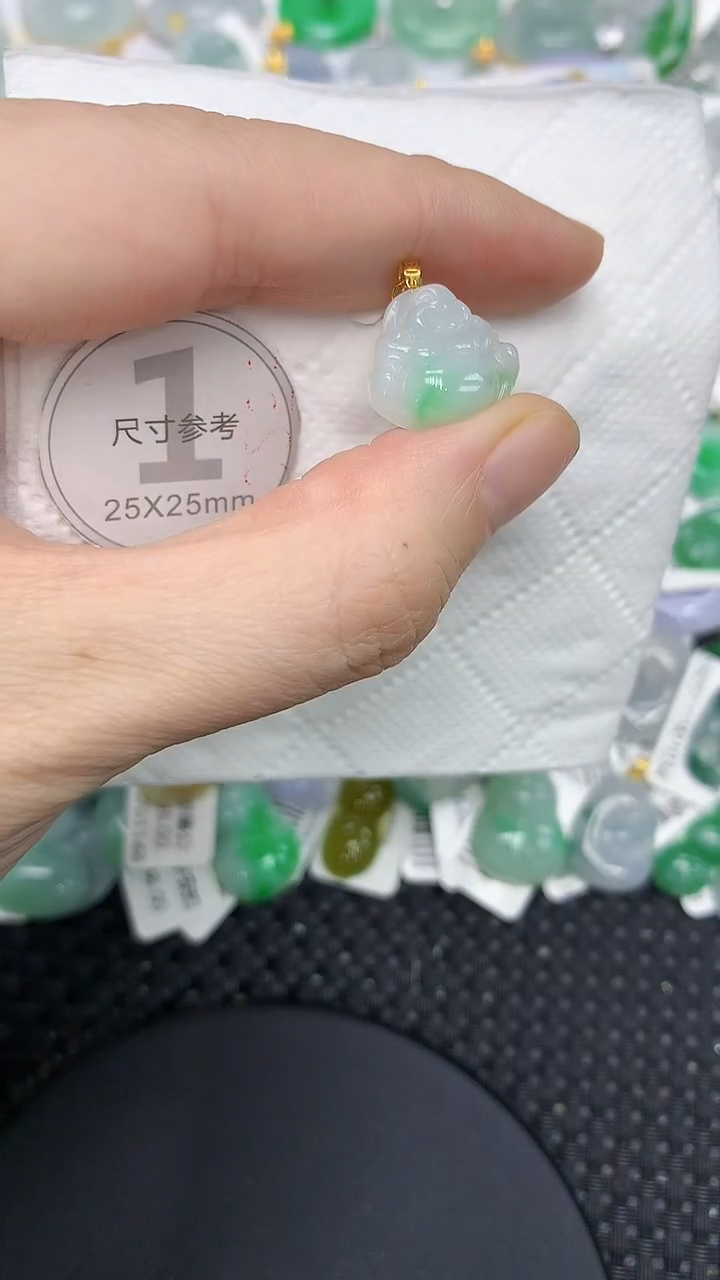 颈饰18K金镶嵌翡翠1111111111