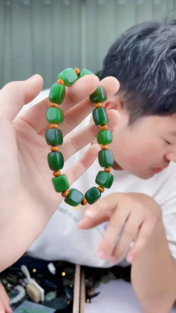 未镶嵌和田玉珠宝奇石和田玉拍一发一，多样性发货！