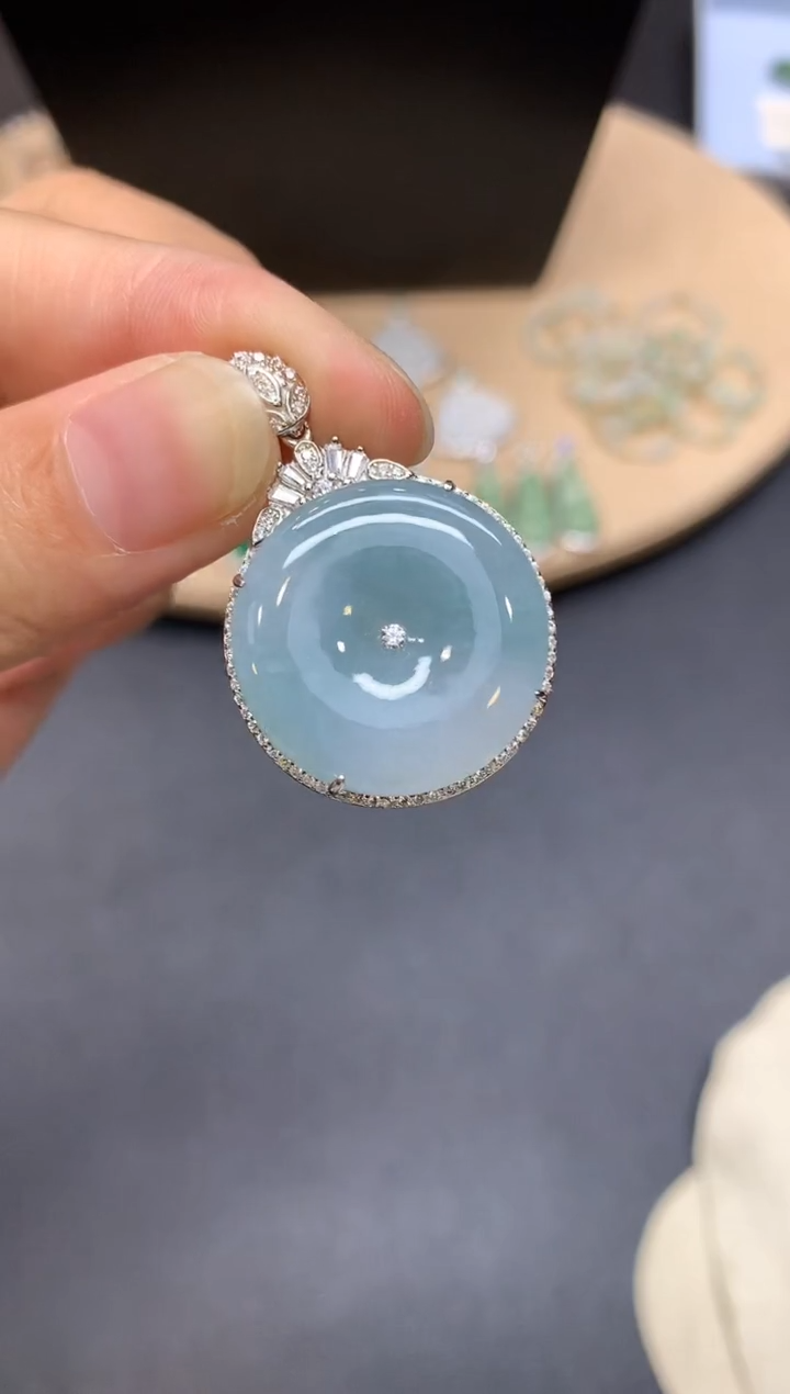 【闪购商品】翡翠吊坠(不含链)银S925镶嵌平安扣【多样性发其一】