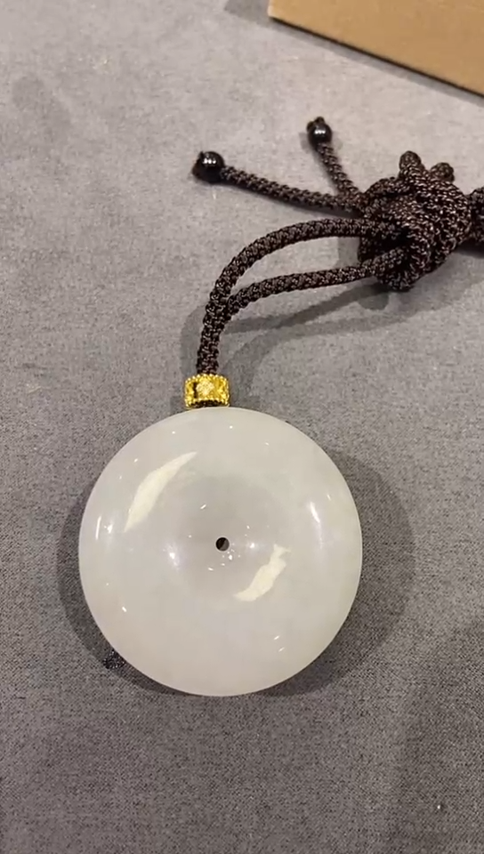 翡翠未镶嵌颈饰吊坠