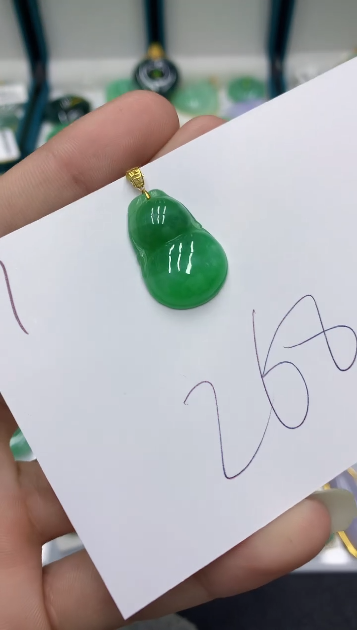 【闪购商品】翡翠颈饰18K金镶嵌翡翠