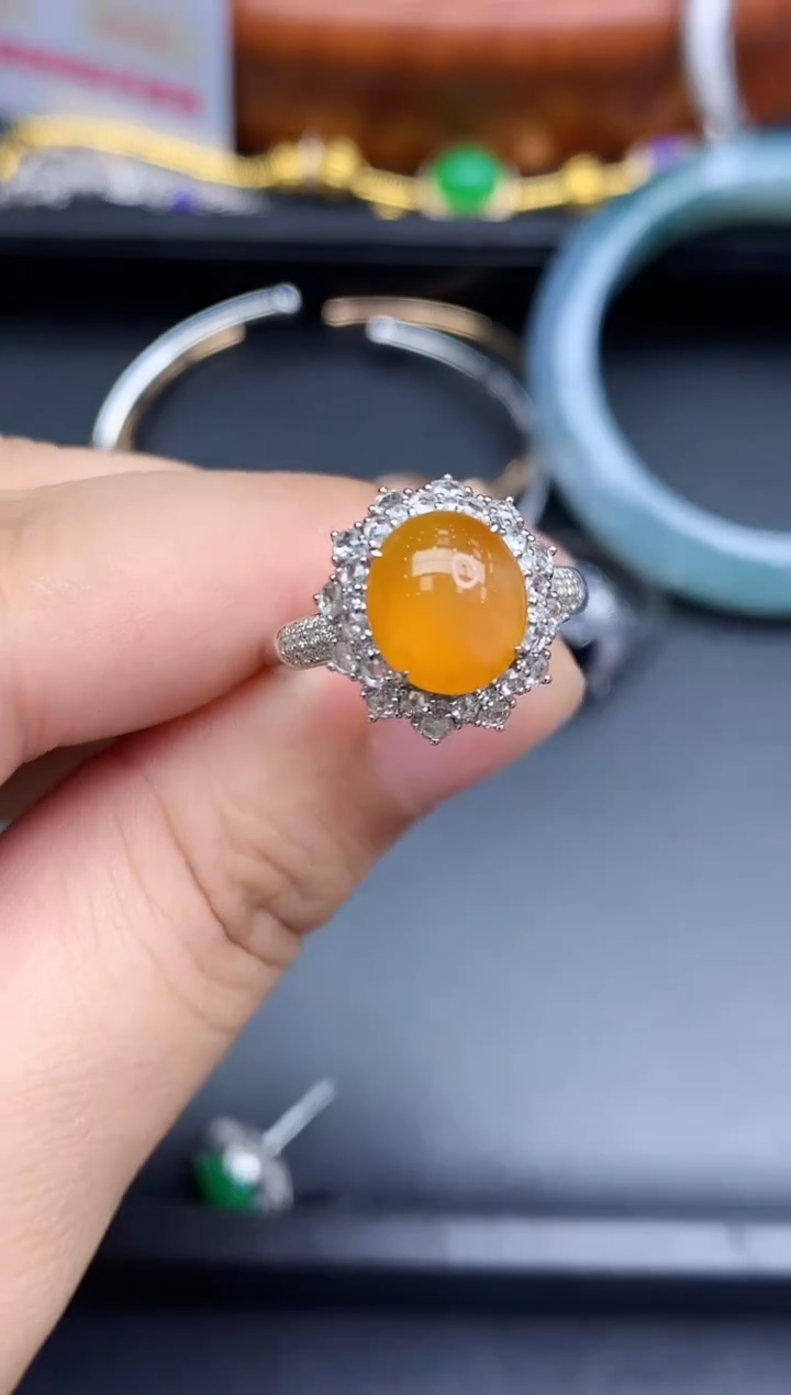 18K金镶嵌戒指翡翠596-中国好珍宝