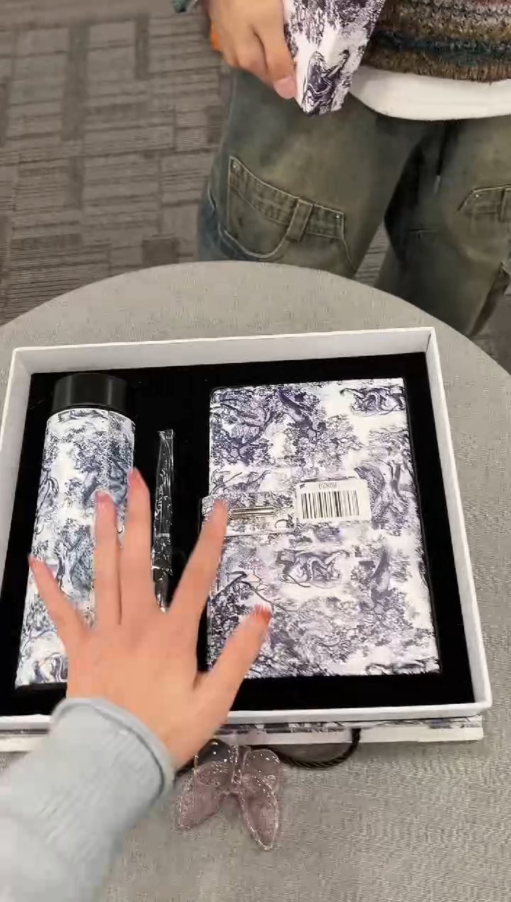 【闪购商品】杯H820--------------