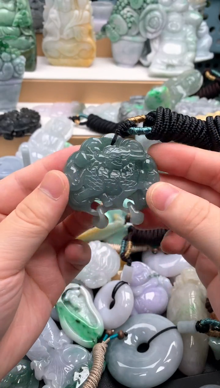 吊坠(不含链)未镶嵌翡翠1