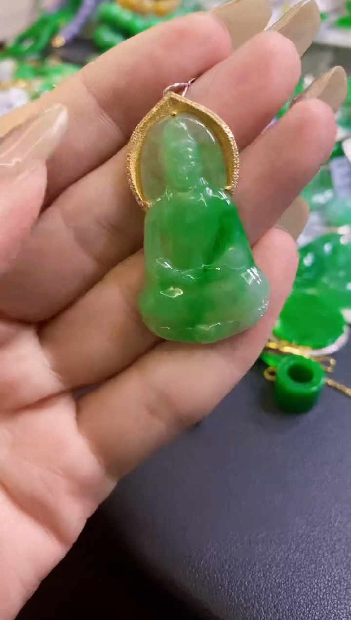 【闪购商品】定制翡翠18K金镶嵌观音