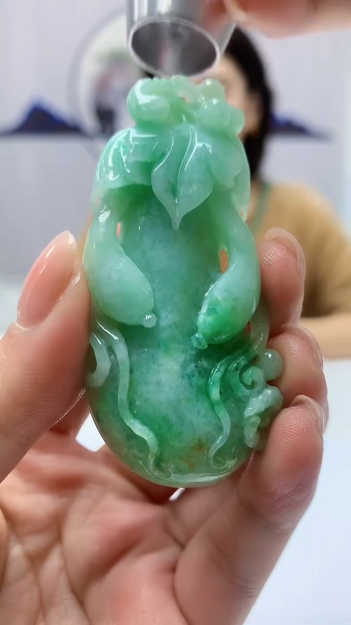【闪购商品】定制翡翠未镶嵌4829ms-毛货挂件65