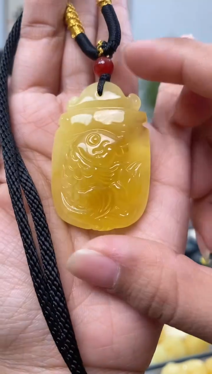 【闪购商品】琥珀裸石未镶嵌天然琥珀蜜蜡年年有余