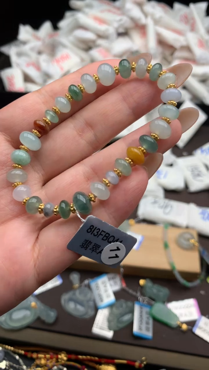 【闪购商品】翡翠手串未镶嵌一11