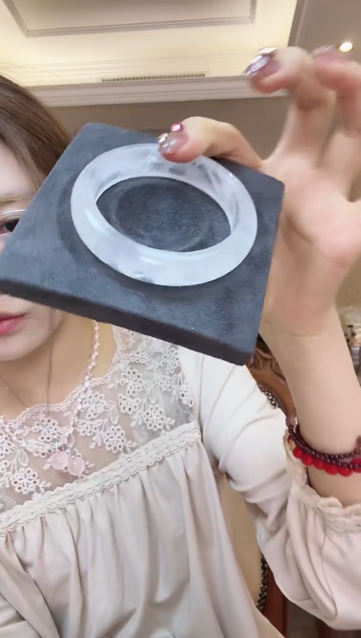 合金无44号白幽灵手镯 56.3手围