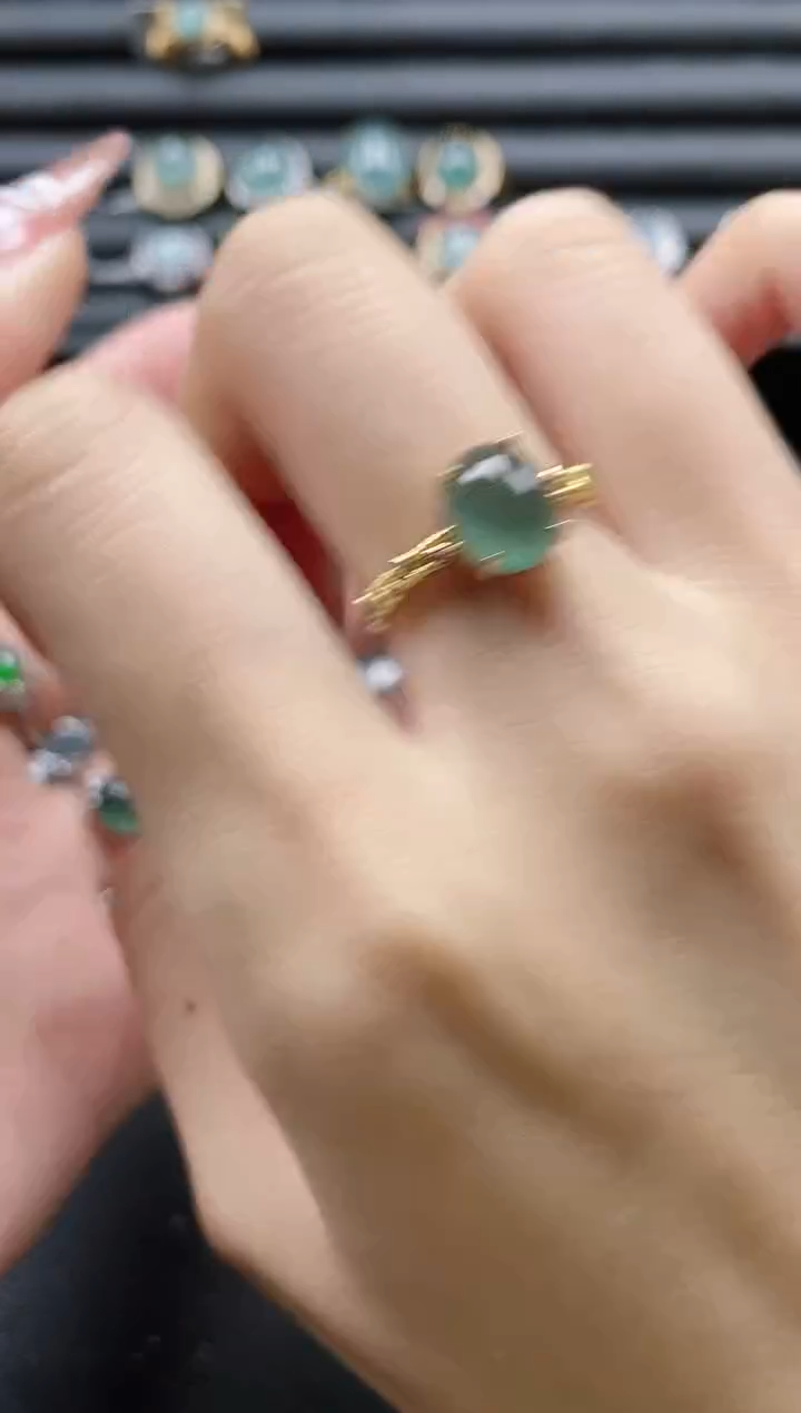 【闪购商品】翡翠戒指银S925镶嵌5111