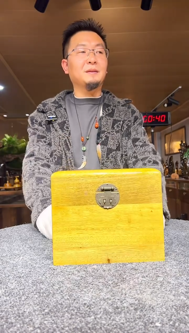 金丝楠木雕款?***?金丝楠木摆件