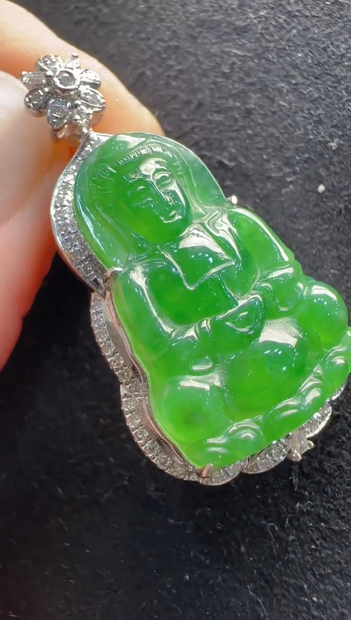 【闪购商品】翡翠吊坠(不含链)18K金镶嵌多样性发货拍一发一