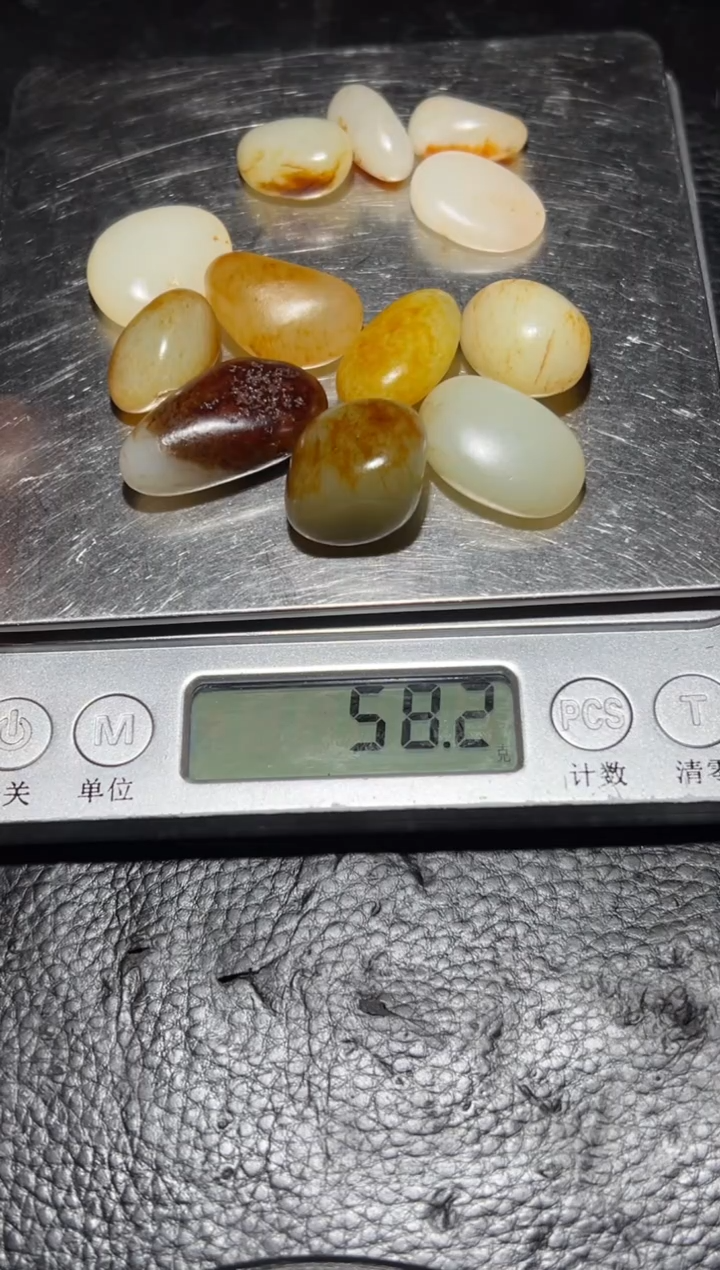 未镶嵌和田玉珠宝奇石4