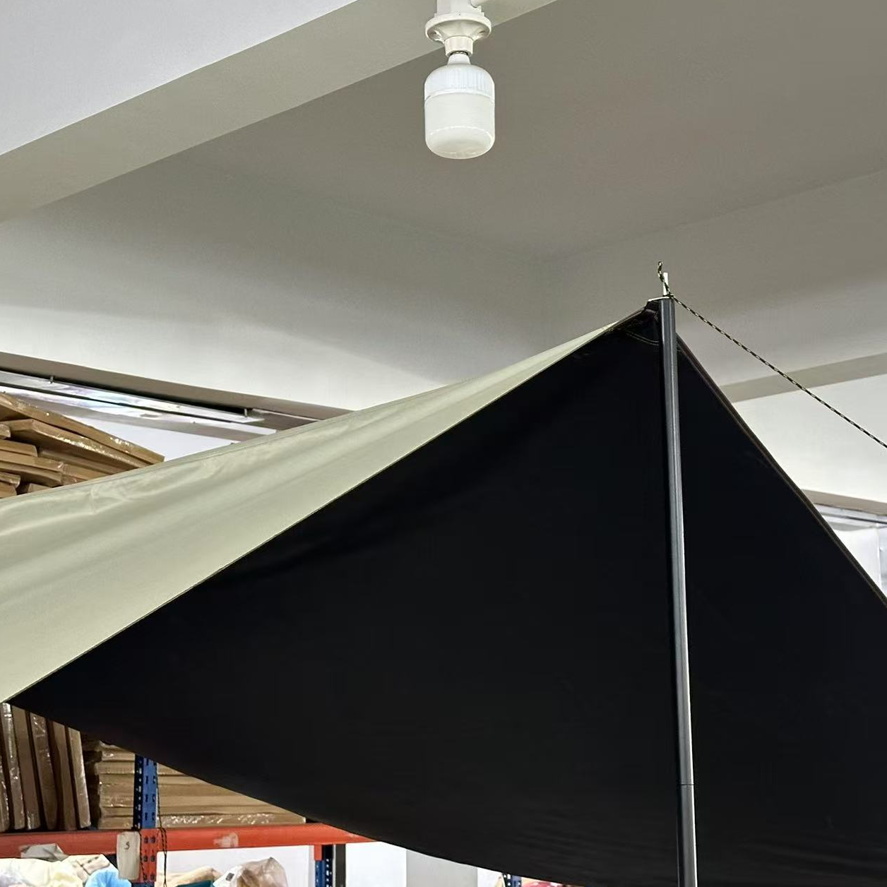 B1有广告灰绿色六角黑胶天幕300*300剪标