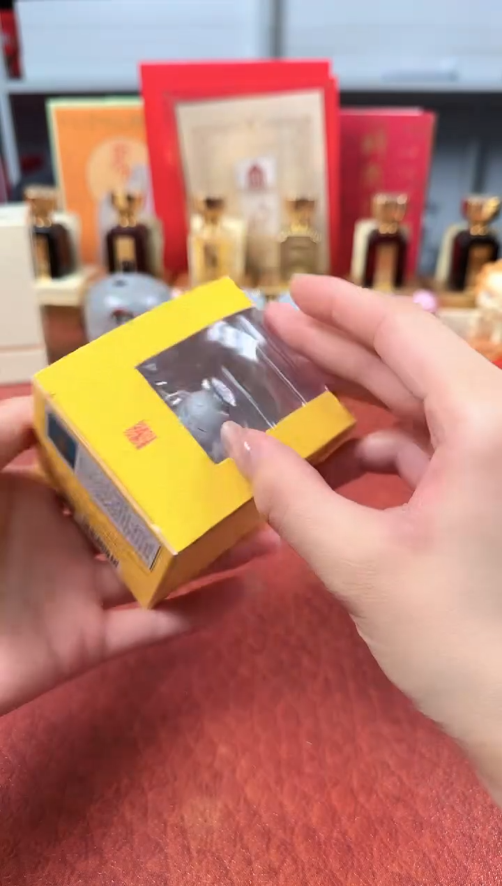 111111111111小猫摆件包装微瑕