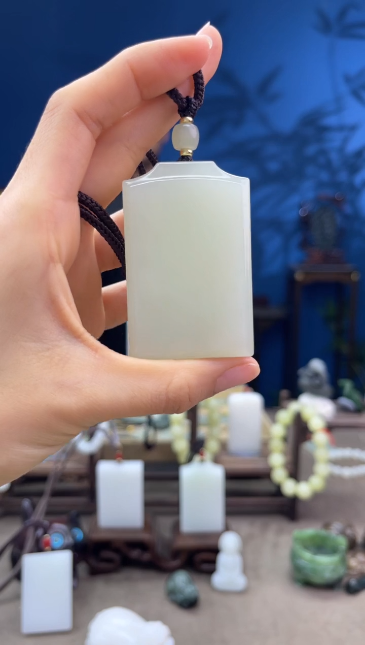 【闪购商品】和田玉颈饰未镶嵌1