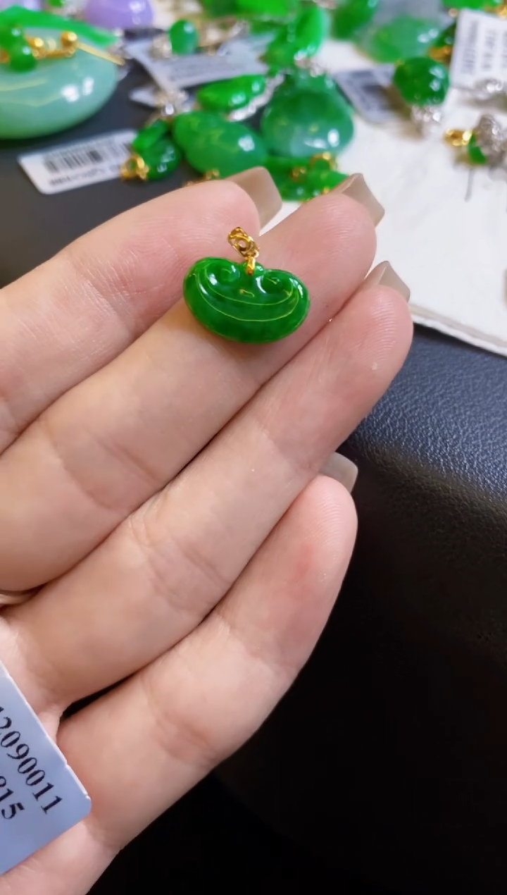 【闪购商品】定制翡翠18K金镶嵌如意