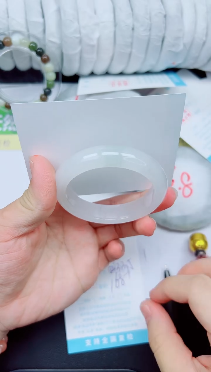 石英质玉手镯未镶嵌172-54.3