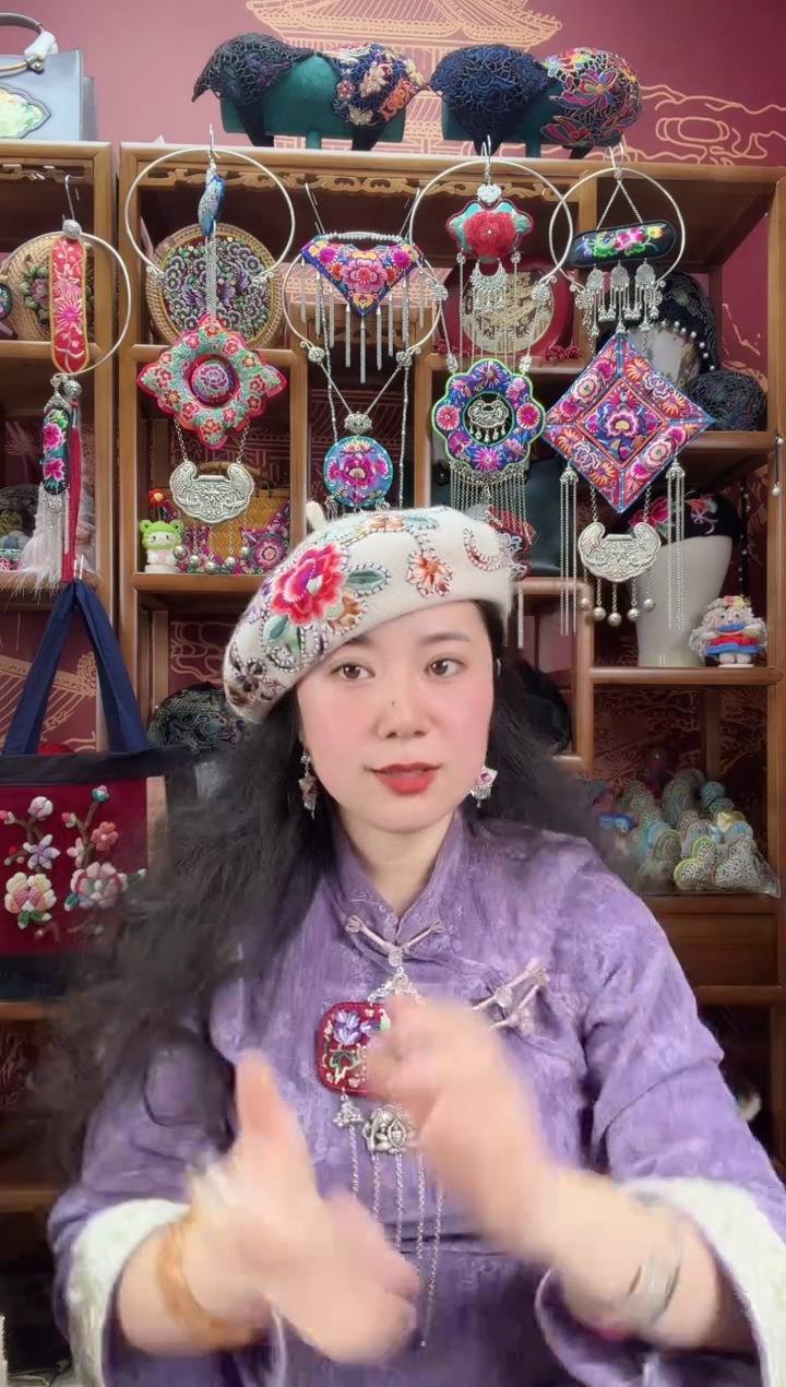 刺绣头上贝雷帽2甜甜家