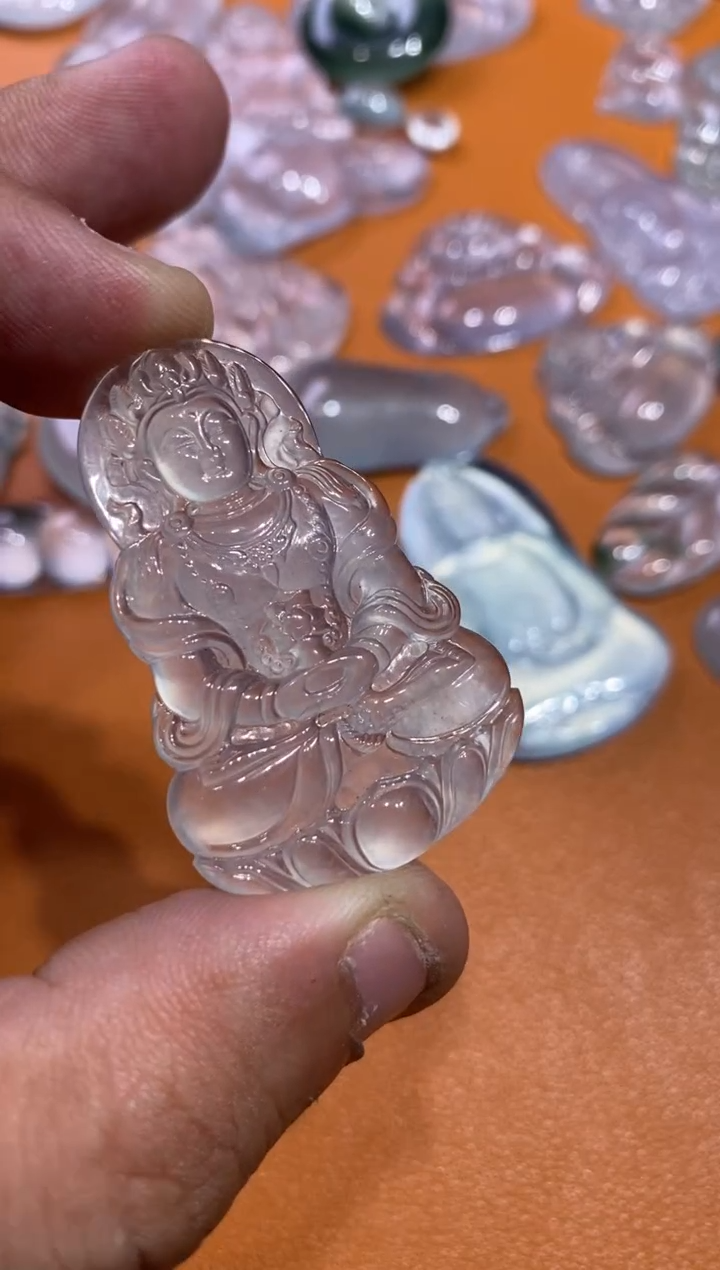 【闪购商品】翡翠颈饰未镶嵌度母22000