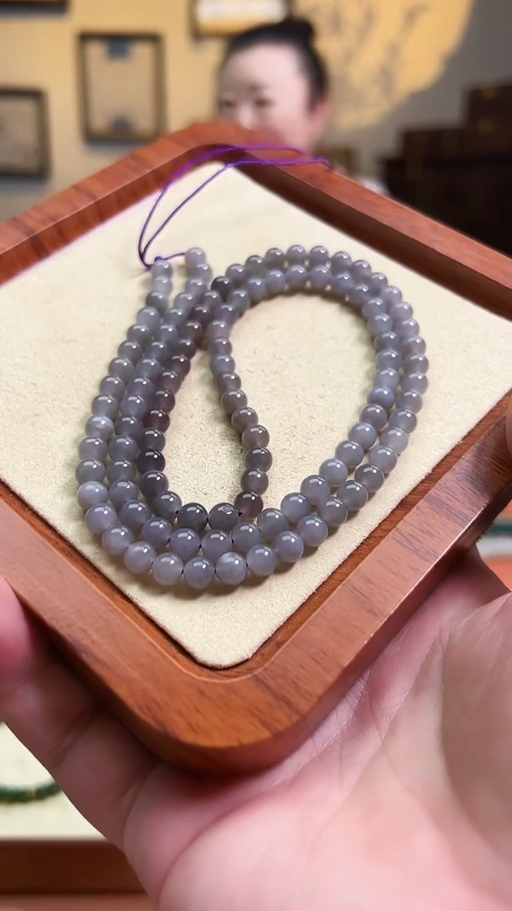 颈饰未镶嵌和田玉6mm左右烟紫圆珠链子
