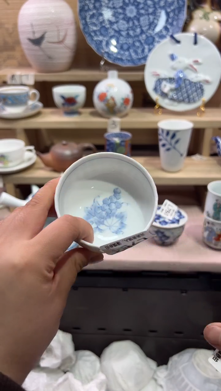 瓷片燕*               L754