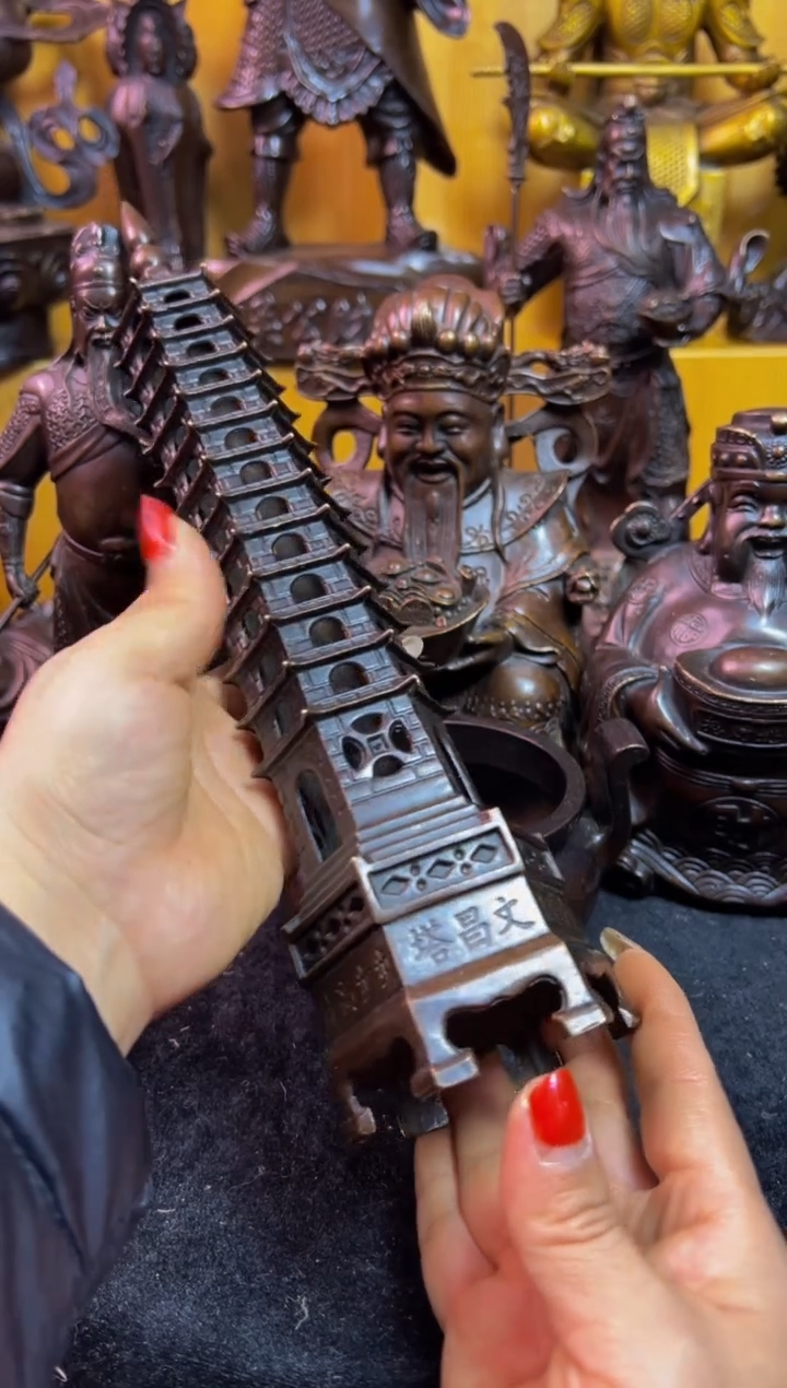 【闪购商品】1案台摆件 物品摆件
