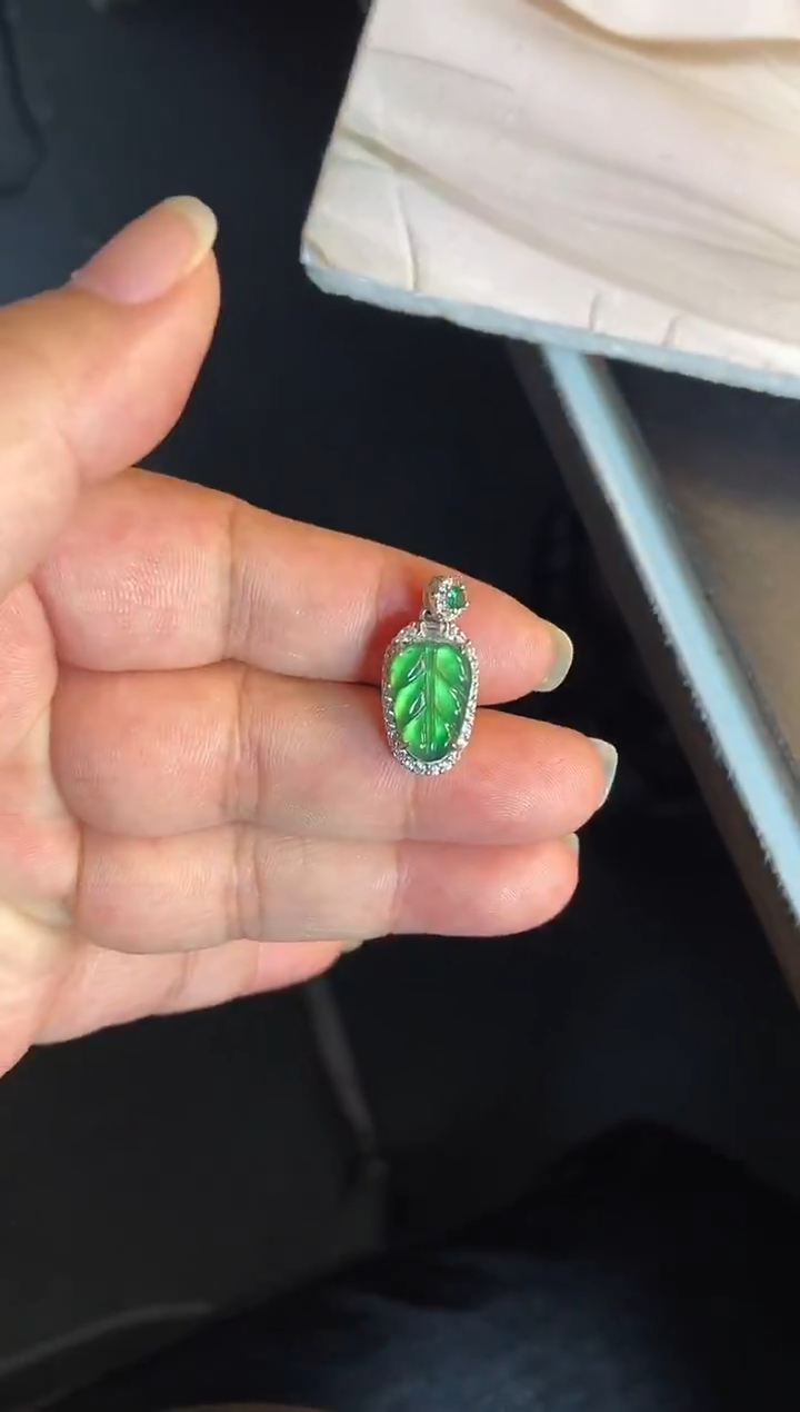 吊坠(不含链)银S925镶嵌翡翠1