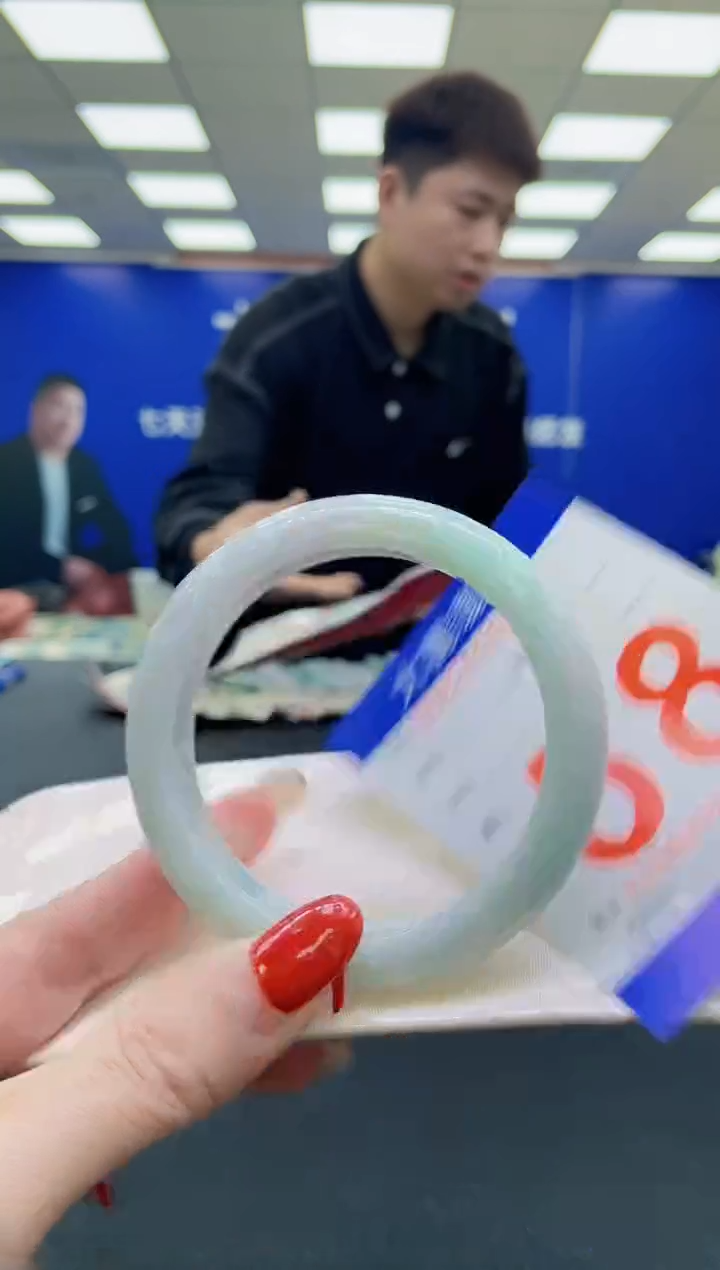 未镶嵌手镯翡翠AAAAAAAAAA