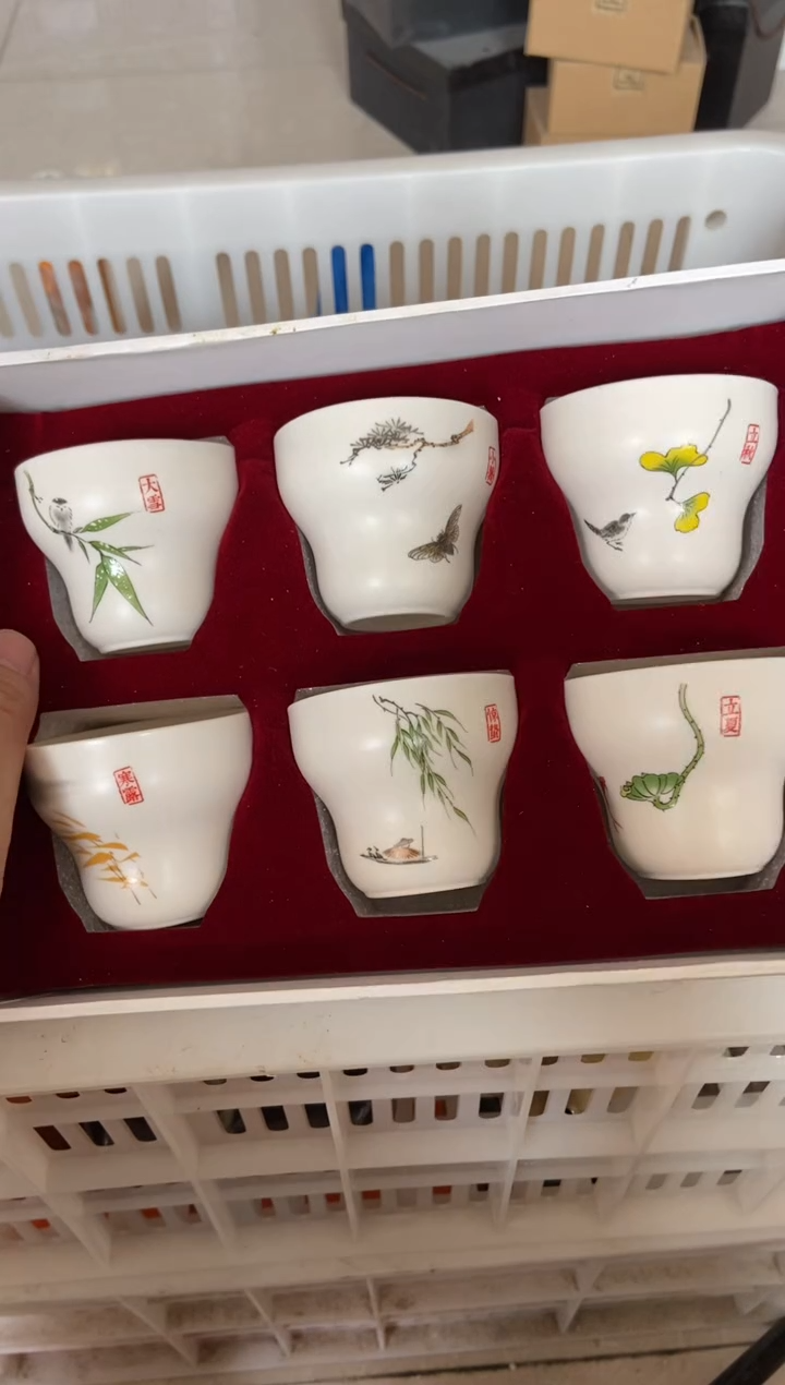 杯无运费险有瑕疵的摄影的产品有使用过的痕迹有点脏介意勿拍