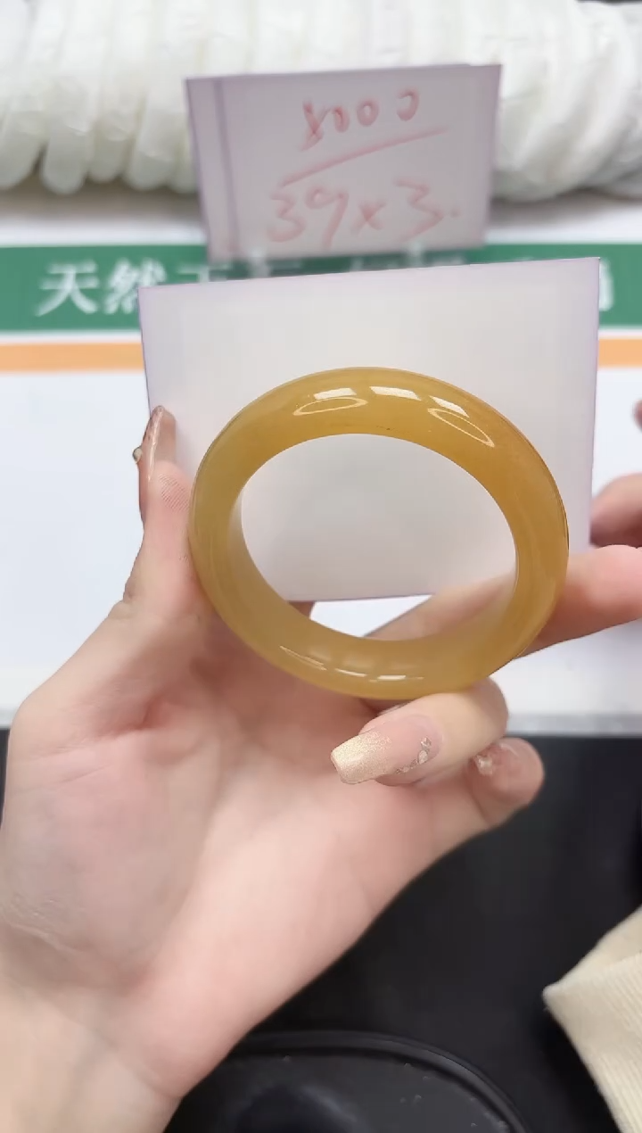 未镶嵌手镯石英质玉129-52