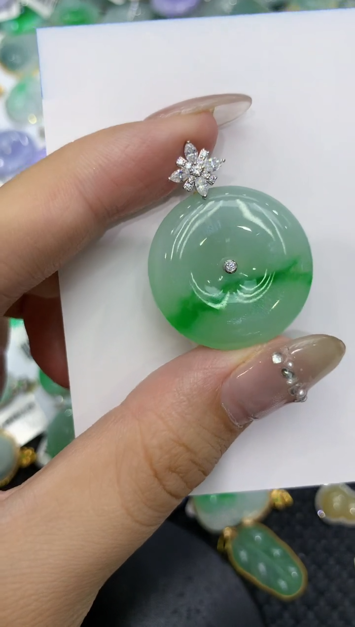 【闪购商品】翡翠颈饰18K金镶嵌222222222