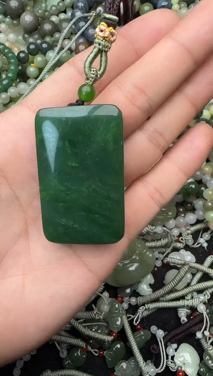 颈饰未镶嵌和田玉拍一发一