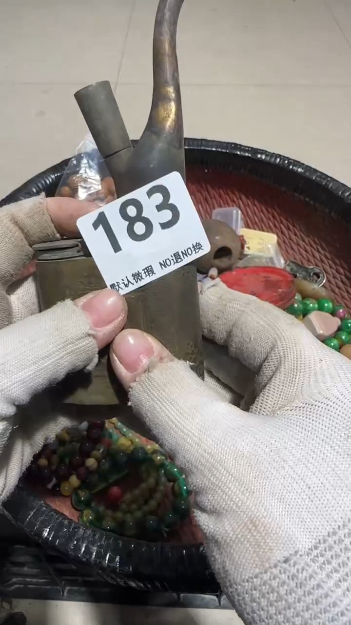 无非金属山**石亿容工艺品183