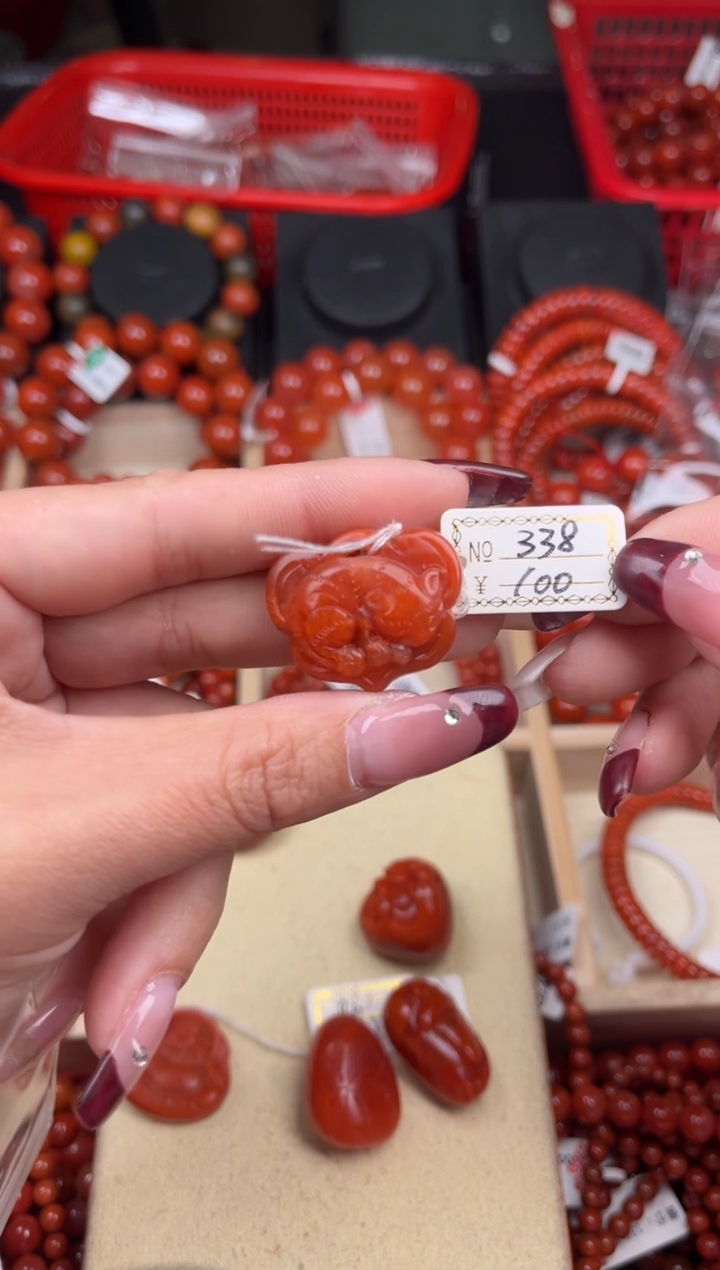 【闪购商品】南红玛瑙珠宝奇石未镶嵌338