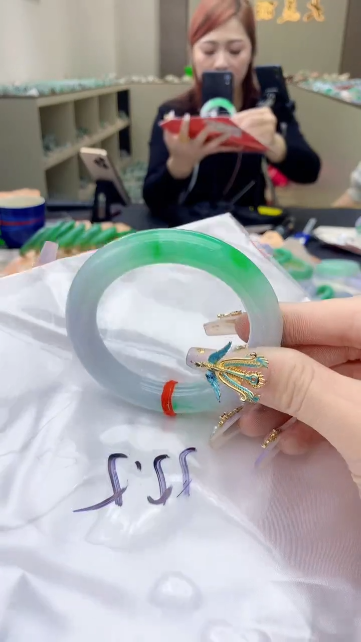 【闪购商品】翡翠手镯未镶嵌0431019586