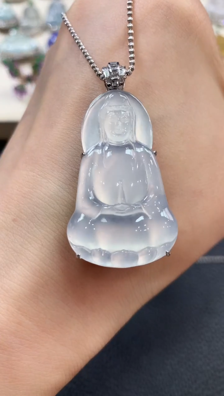 【闪购商品】翡翠吊坠(不含链)18K金镶嵌n79     