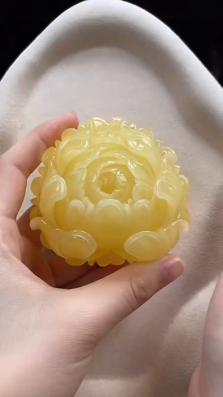 琥珀颈饰未镶嵌吊坠