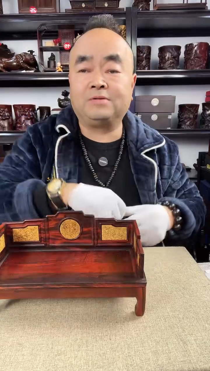 木老李红木工艺品216瑕疵