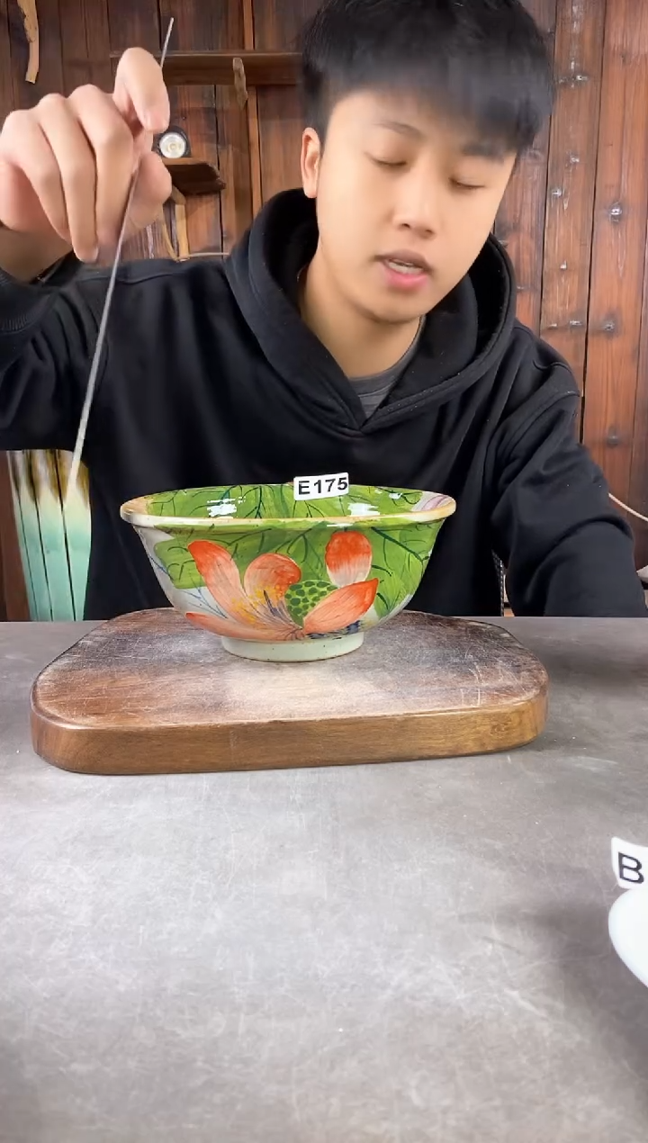 【闪购商品】碗175，手工手绘，新年快乐！