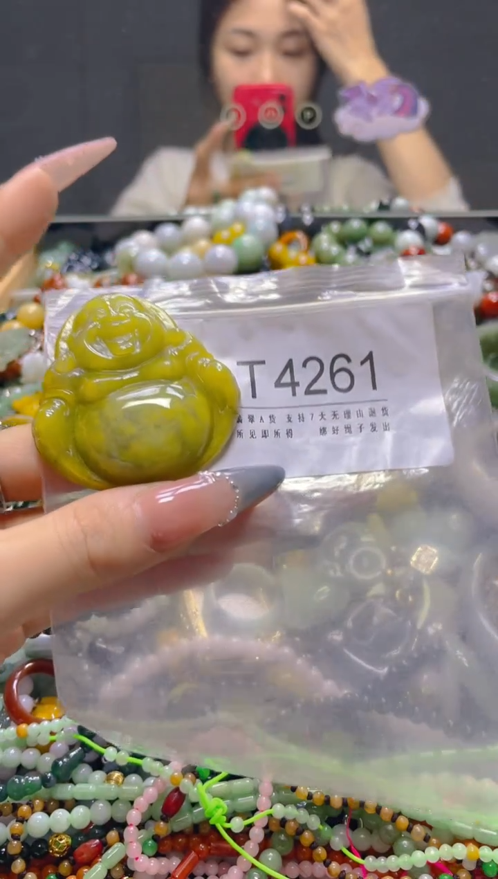 颈饰未镶嵌翡翠/T/翡翠A货，一件也是批发价