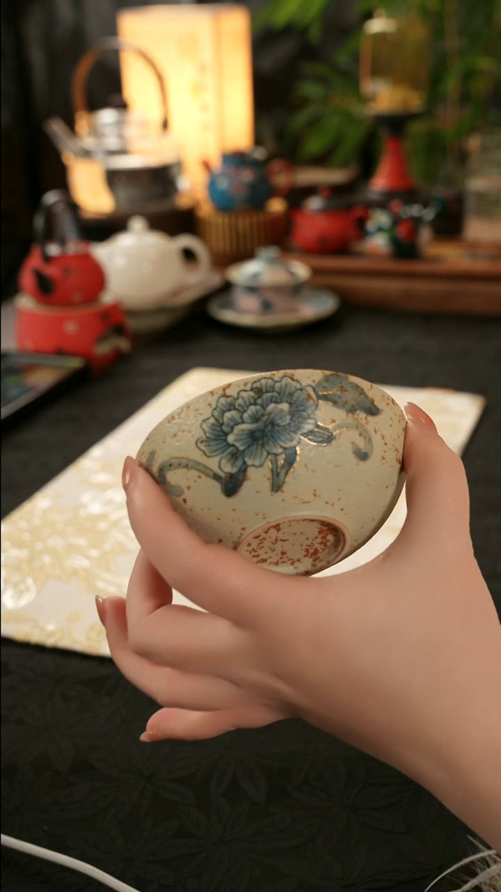 青云茶斋陶瓷茶具牡丹普洱杯