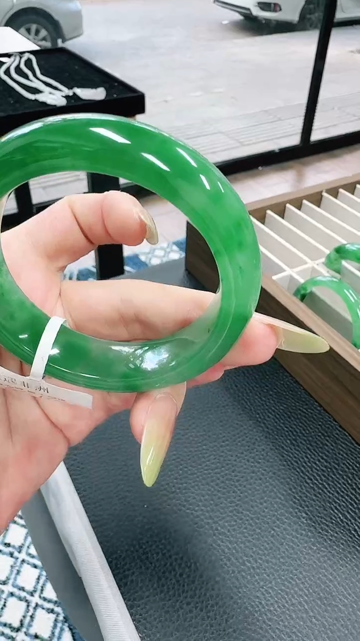 未镶嵌1石英质玉（非洲翠）/9896-53