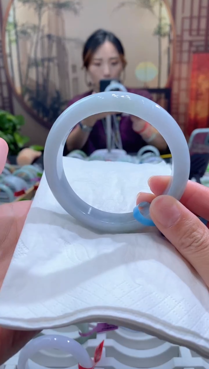 未镶嵌手镯翡翠000056385