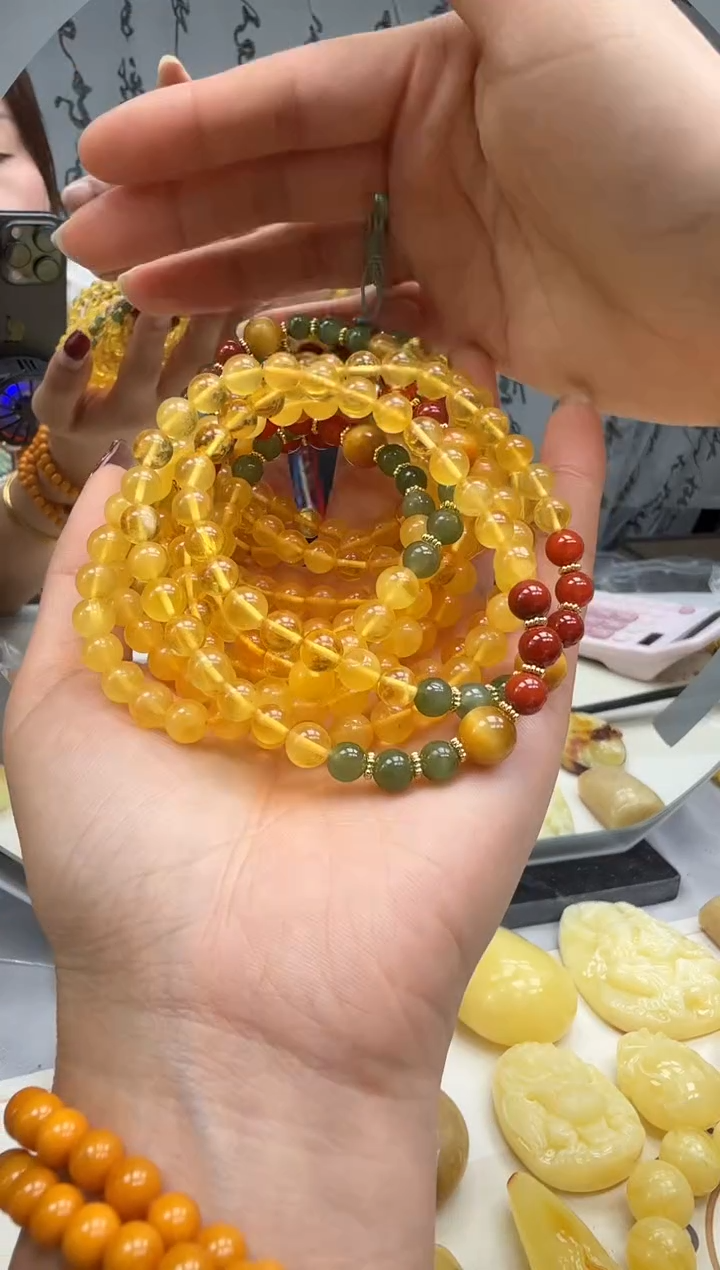 未镶嵌琥珀裸石多样性发一