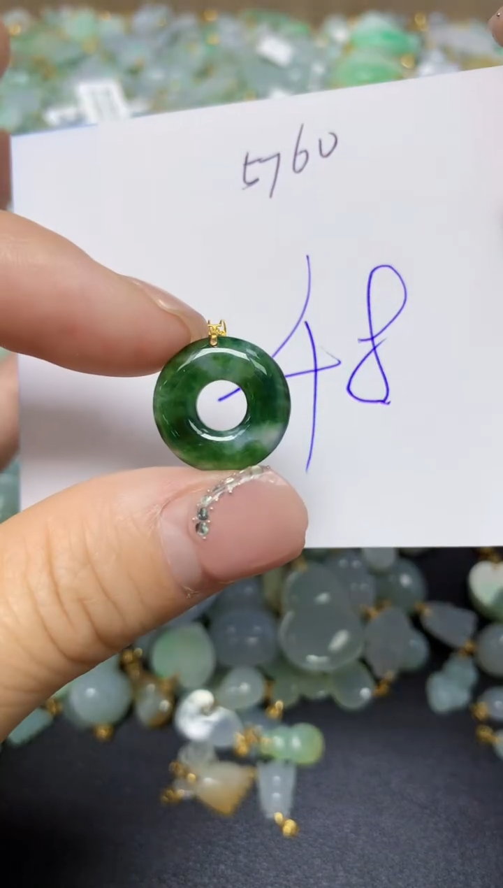 【闪购商品】翡翠挂件18K金镶嵌 天然翡翠A货