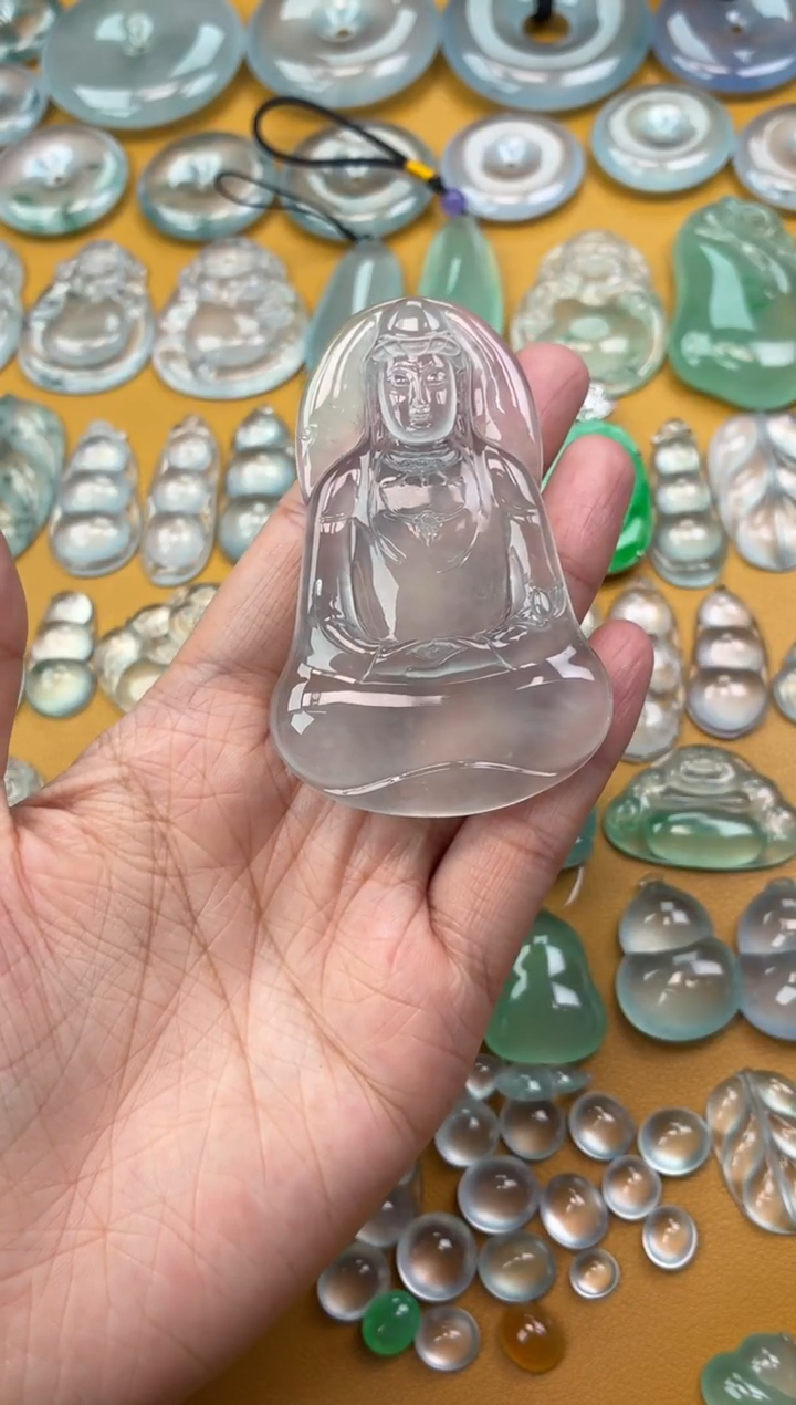 吊坠(不含链)未镶嵌翡翠63 素衣 73 46 6.8