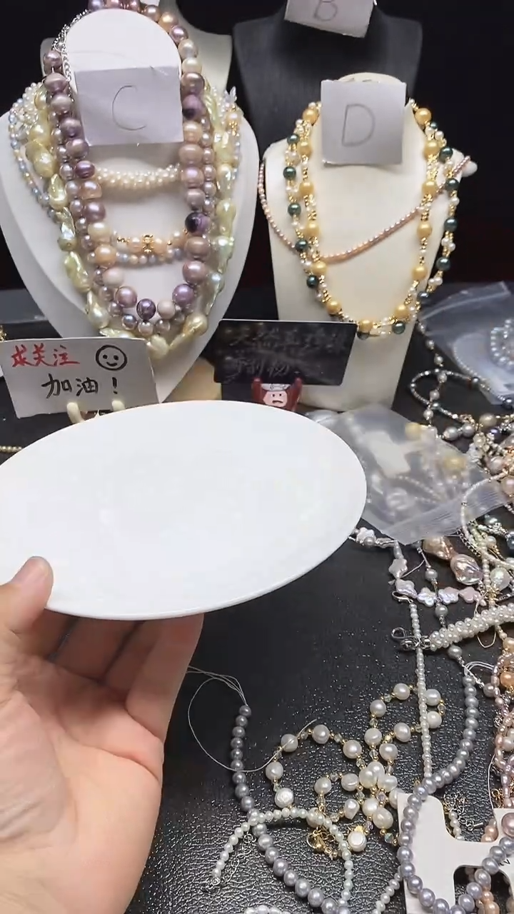 淡水珍珠未镶嵌颈饰多人