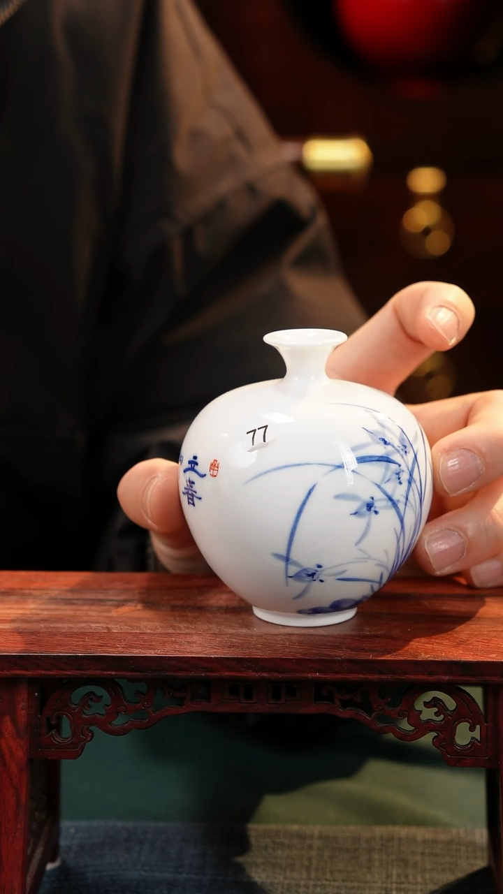 【闪购商品】摆件釉下五彩纯手工手绘原创瓷器