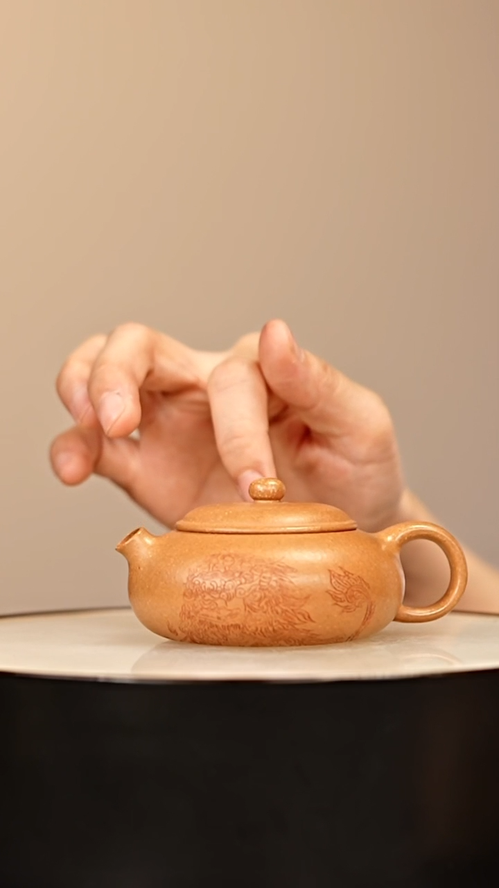 茶壶紫砂万狮如意壶